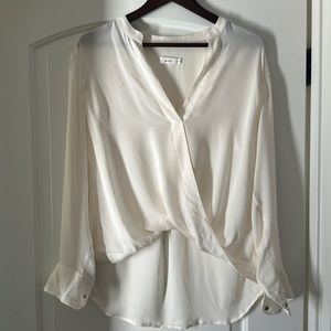 $298 A.L.C. Ivory Silk Long-Sleeve Surplice Wrap Blouse EUC/sz: 6